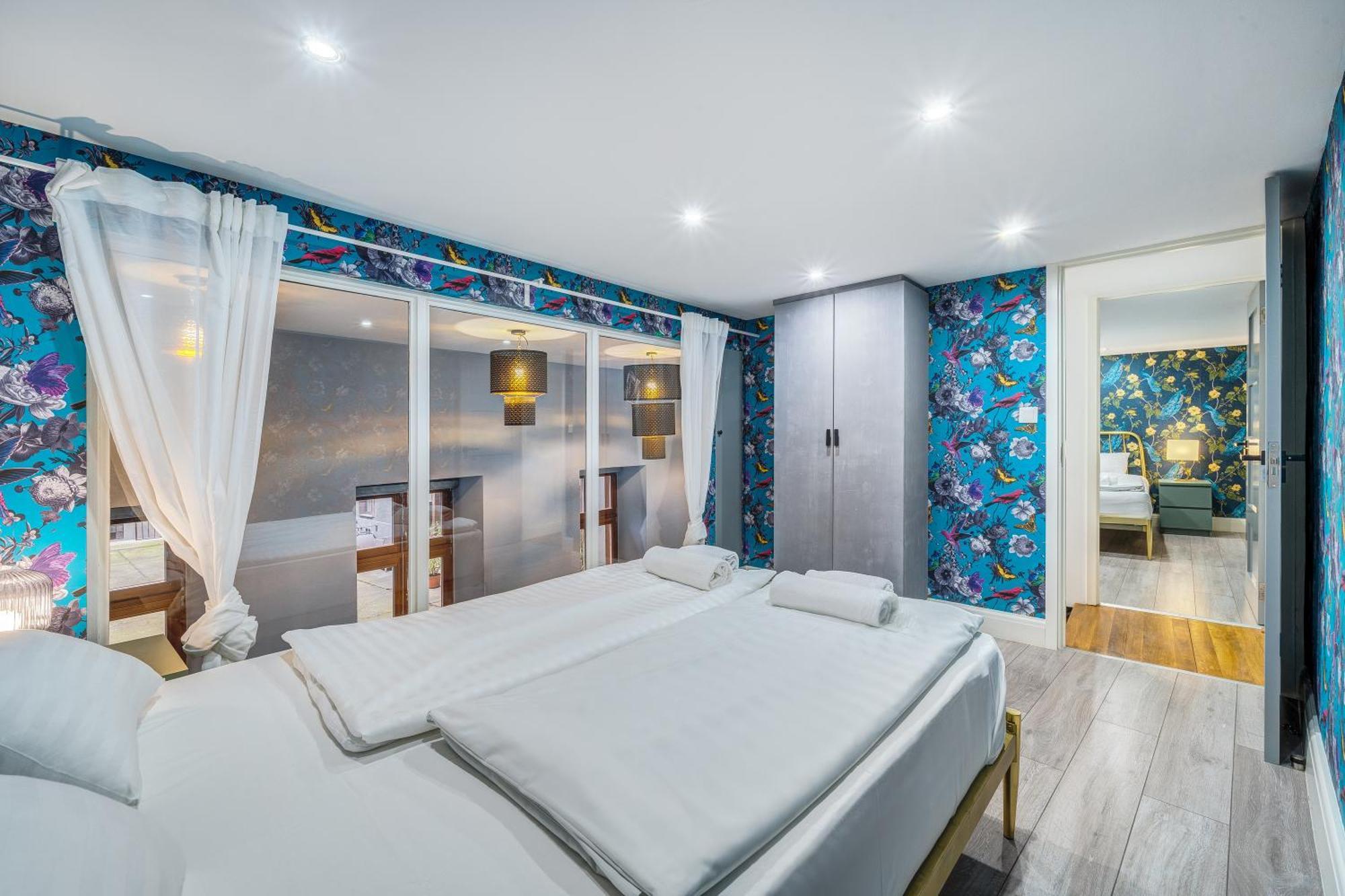 Azure Oasis In The Heart Of The City Budapest Eksteriør bilde