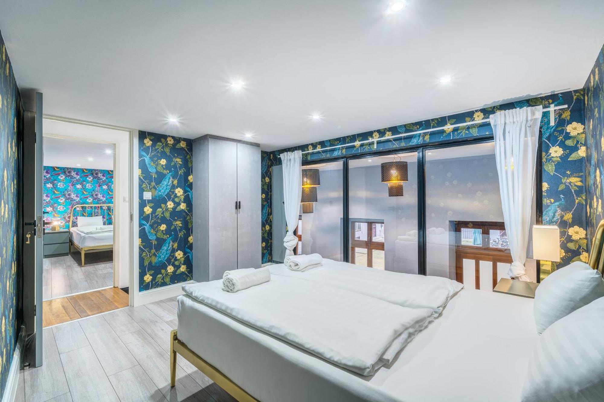 Azure Oasis In The Heart Of The City Budapest Eksteriør bilde